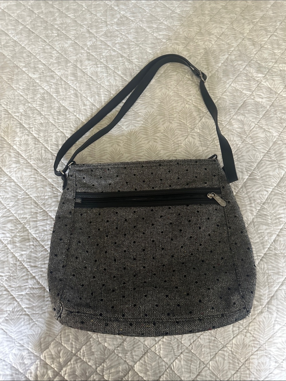 Everyday  31 Brand Grey Crossbody Bag with Adjustable Strap